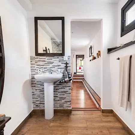 Chalet Angels Pathway Fátaga