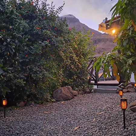 Chalet Angels Pathway Fátaga