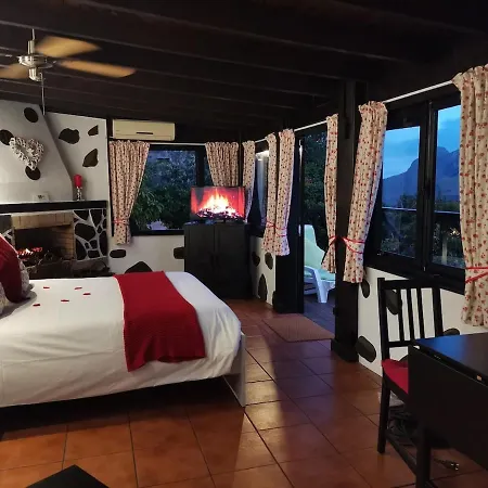 Angels Pathway Σαλέ Fátaga